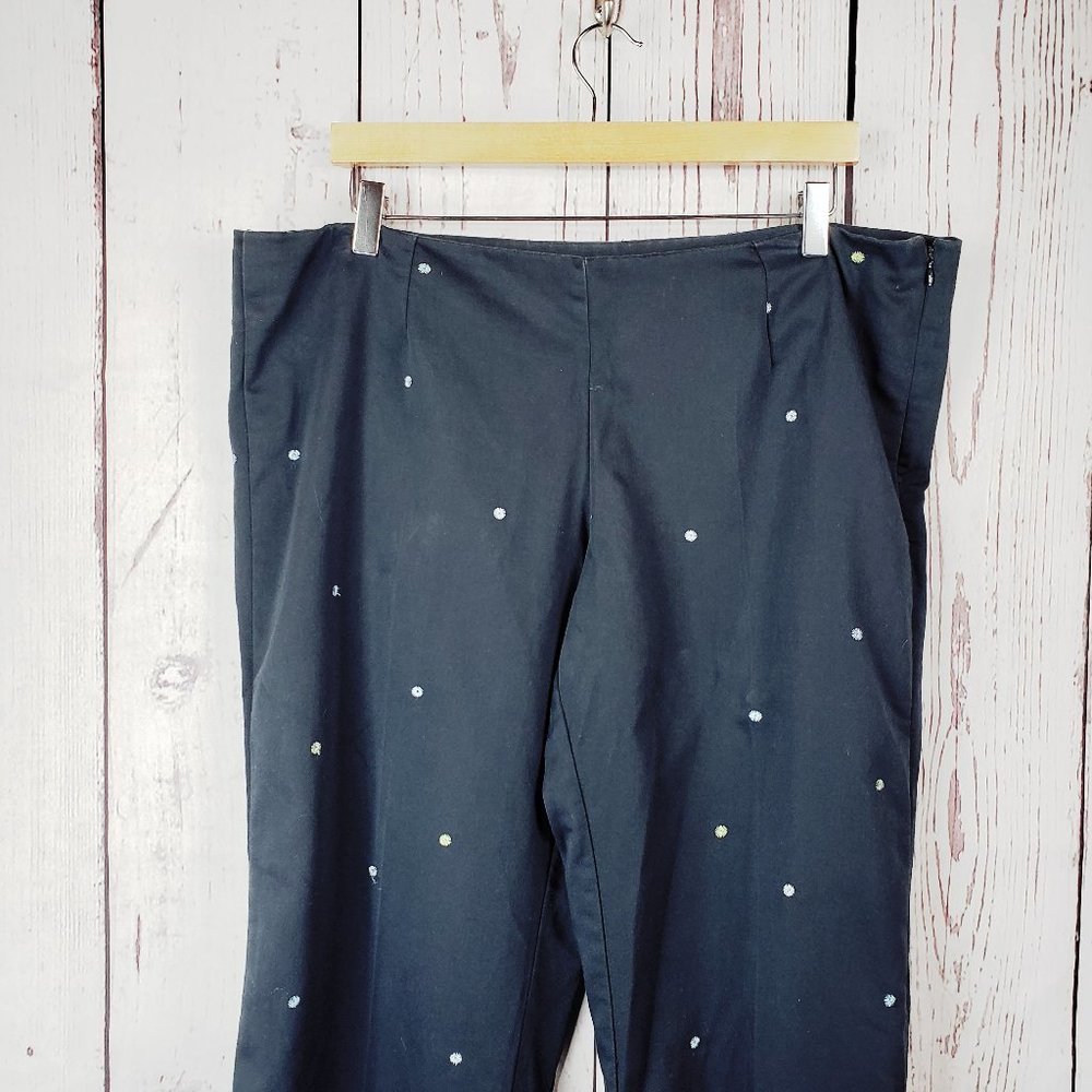 R.Q.T. Womens Pants Size 18 Polka Dot Flat Front Straight Leg Black